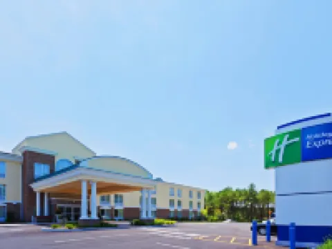 Holiday Inn Express NEPTUNE by IHG Hotels in Monmouth County