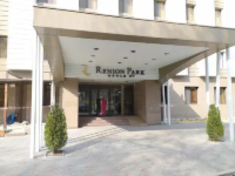Renion Park Hotel Hoteles en Almatý