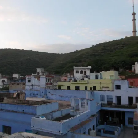 Raj Mahal Guest House