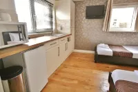Central Studios Gloucester Road by Roomsbooked
