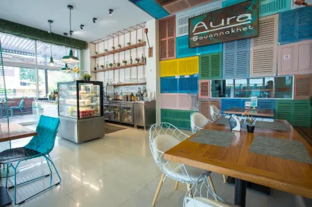 Aura Residence Отели в г. Саваннахет