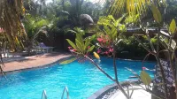 Little India Beach Cottages - Beach