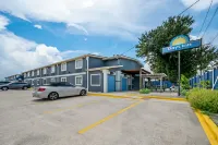 Days Inn by Wyndham New Orleans Pontchartrain Hotels in New Orleans