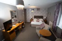 Sturdys Castle Hotels in Steeple Aston