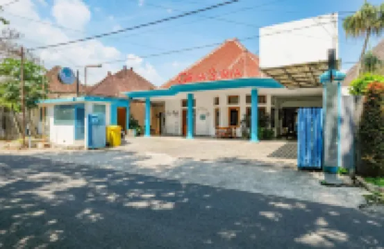 Urbanview Hotel Griya Surya Malang by RedDoorz