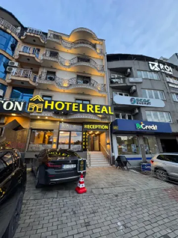 호텔 리얼 프리스티나 코소보