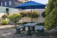 Whale Watchers Inn - Parkplatz