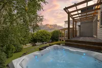 Pinnacle Villa by MajorDomo - Villas