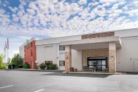 Holiday Inn Express Greencastle Отели в г. 