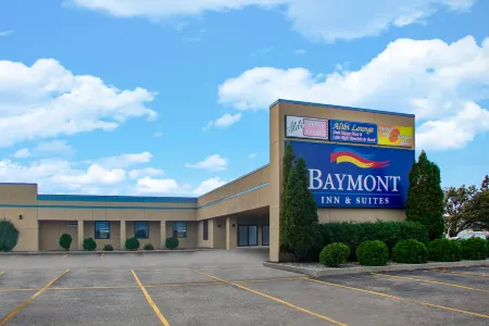 Baymont by Wyndham Fargo
