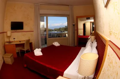 Hotel Palace Masoanri's Hotels near Planetario Provinciale Pythagoras