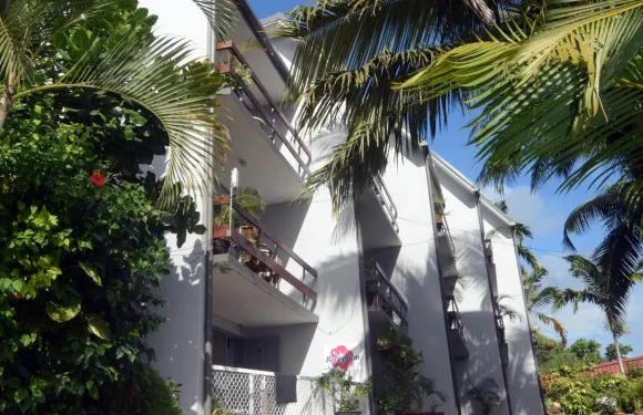 珊瑚礁汽車旅館&公寓酒店