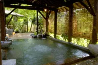 Kotohira Guest House en