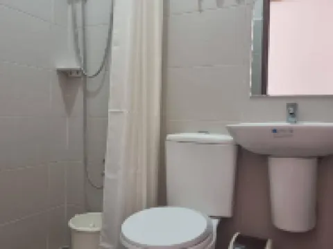 Baywalk Garden Pension House Hotels in Masbate