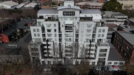 Quest Newcastle Отели в г. Бар Бич
