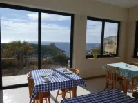 San Antonio Guesthouse Hotels in Xlendi