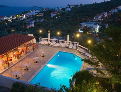 Fengeros Village - Pool