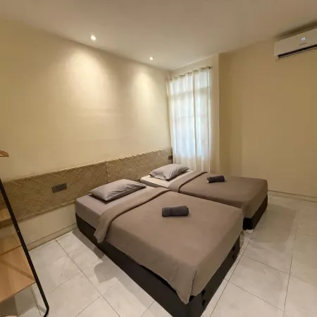 Buton Backpacker Lodge