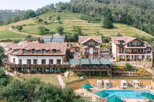 Hotel Cerro la Nina - 4-Star
