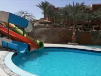 Sun & Sea Hotel and Aqua Park - Hurghada - Beach