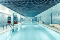 New Peterhof Hotel - Pools
