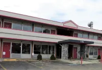 Econo Lodge Zanesville Downtown Hotels near Alan Cottrill Sculpture Studio