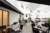 Suittes Hotel - breakfast