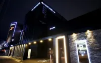 avant Hotels in 