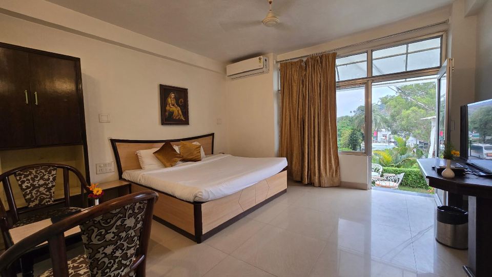 Hotel Karnavati