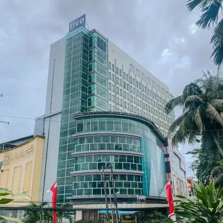 Five Premiere Hotel Samarinda