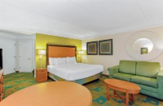 La Quinta Inn & Suites by Wyndham Orlando I Drive/Conv Ctr
