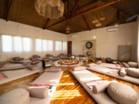 迪維諾吉利艾爾 吉利阿爾酒店