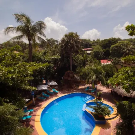 Hotel y Bungalows Acuario