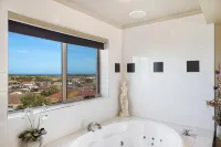 Comfort Inn on Raglan