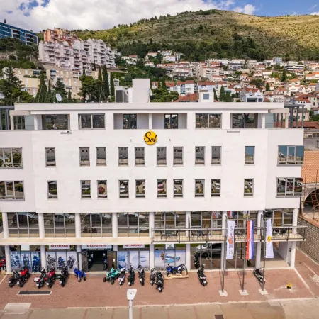 Hostel Sol