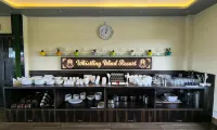 Whistling Wind Resort - parking
