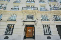 Maison Astor Paris, Curio Collection by Hilton Hotel a Parigi