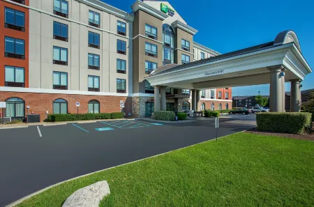 Holiday Inn Express & Suites Lebanon-Nashville Area Отели в г. Уилсон