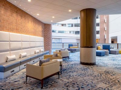 共有エリア ハイアット リージェンシー インディアナポリス アット ステート キャピトルの写真