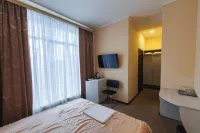 5 Avenyu Hoteles cerca de Kebir-Jami Mosque