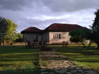 Hampi Homestay Otters Island Statue of Ugra Narsimha附近的飯店
