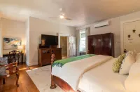 Sweetfield Manor - 4-Star
