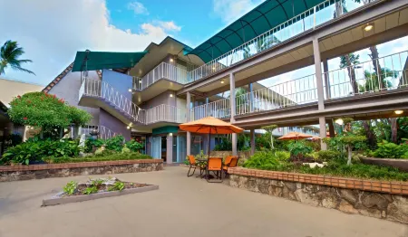 Pacific Marina Inn Отели рядом с достопримечательностью «Kahaluʻu Community Park»