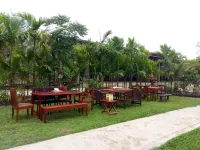 Villa Thakhek