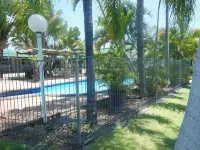 Country Road Motel Các khách sạn ở Charters Towers