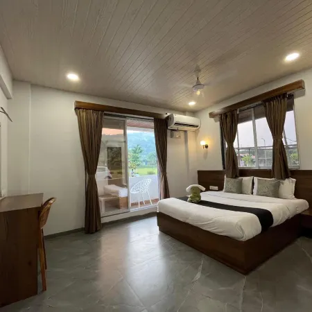 HillRock Resort & Villas, Karjat