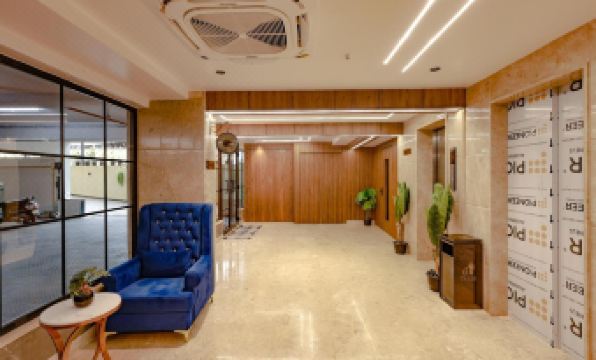 Royal Plaza Inn by Rak Rooms, Calicut