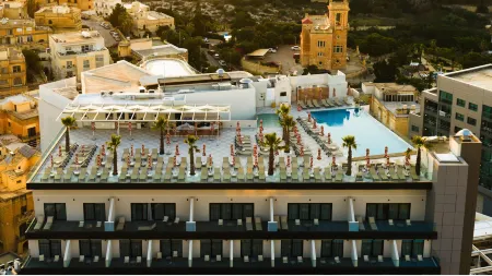 voco Malta Отели рядом с достопримечательностью «Залив Спинола»