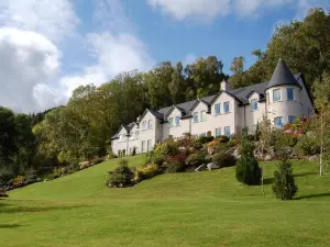 Loch Ness Lodge