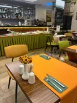The White Orient Hotel - พร้อมอาหารเช้า